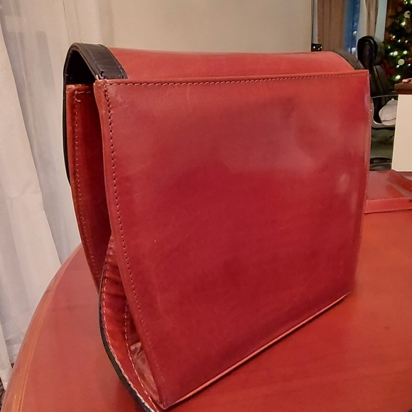 Ingledews vintage mini crossbody/shoulder leather bag - Picture 9 of 16